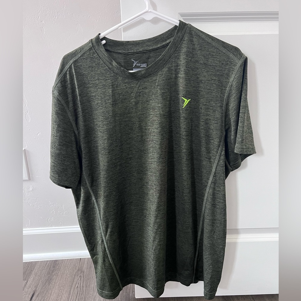 Old Navy Active Wear Shirt